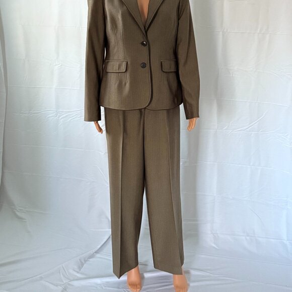 Jones NY Brown blend 2-piece Pant Suit.  Size 10 Jacket. Size 12 Pants. - Picture 2 of 12